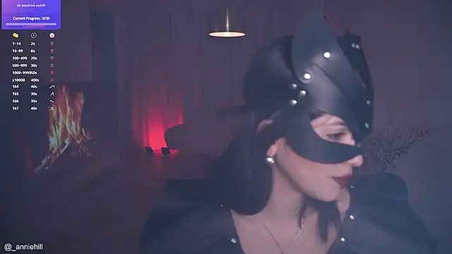 anniehillofficial online show from September 2025 08:32:02 PM