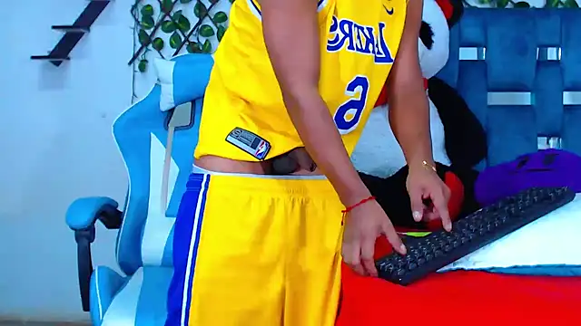 Snapshot of Hakim_prettynigg chatting on October 2025 02:02:02 PM Hakim prettynigg online show from October 2025 02:02:02 PM