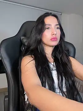 EvaMoet online show from December 2024 06:24:02 AM