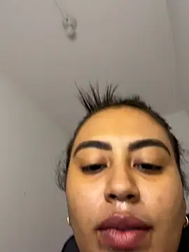 tracycum online show from February 2026 08:12:02 PM