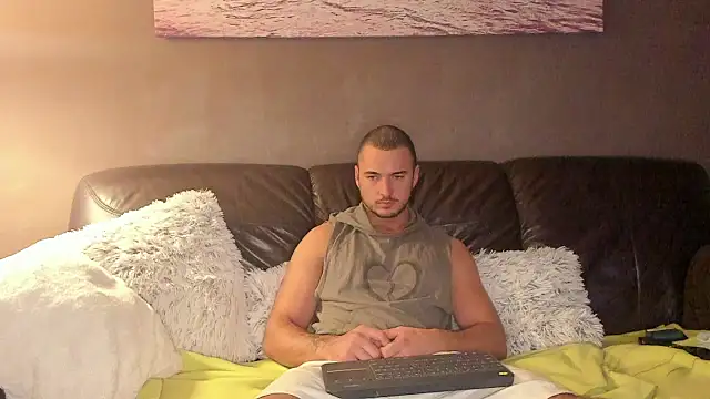 Snapshot of paulblack21 chatting on October 2025 01:00:02 AM paulblack21 online show from October 2025 01:00:02 AM