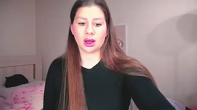 JuicyHelenX online show from March 2026 07:17:02 PM