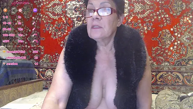 Sandra Carina online show from September 2025 08:31:01 PM