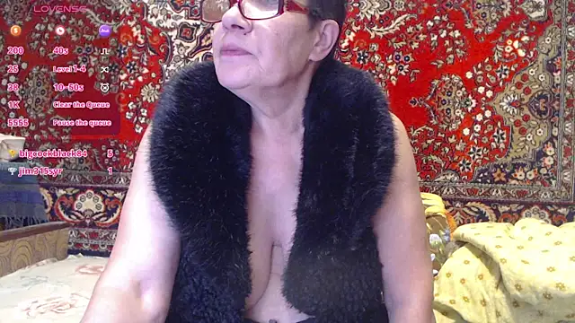 Sandra Carina online show from October 2025 07:13:01 PM