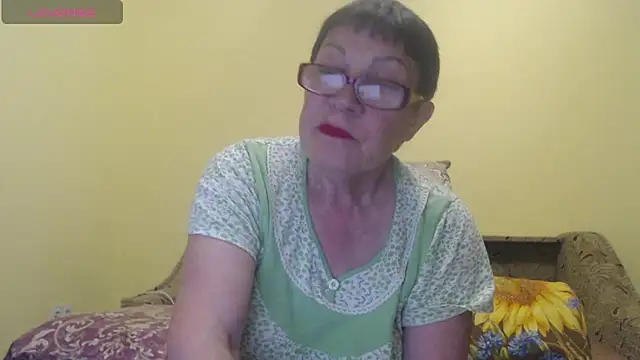 Snapshot of Sandra_Carina chatting on April 2026 02:21:01 AM Sandra Carina online show from April 2026 02:21:01 AM