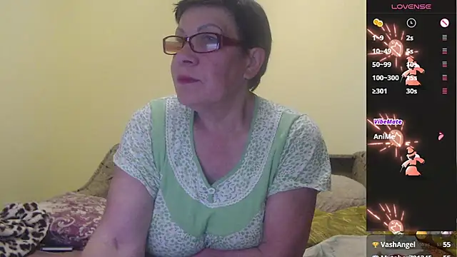 Snapshot of Sandra_Carina chatting on May 2026 03:35:02 AM Sandra Carina online show from May 2026 03:35:02 AM