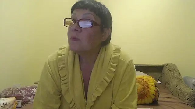 Snapshot of Sandra_Carina chatting on June 2026 09:32:02 PM Sandra Carina online show from June 2026 09:32:02 PM