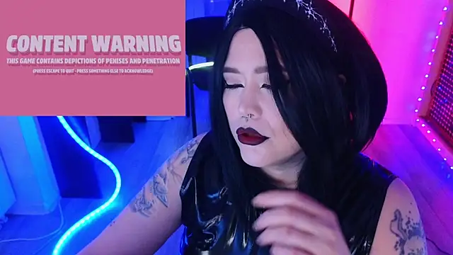 wickedxqueen online show from July 2026 09:25:01 PM