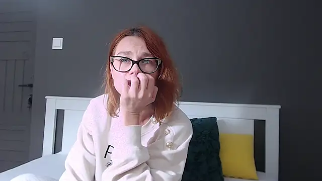 Snapshot of AugustStormS chatting on September 2025 06:31:01 PM AugustStormS online show from September 2025 06:31:01 PM