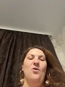 Taisia W online show from December 2025 04:36:01 PM