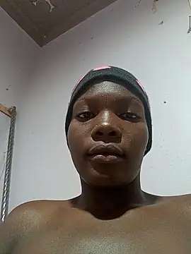 Snapshot of sweet_zara01 chatting on June 2026 10:02:01 PM sweet zara01 online show from June 2026 10:02:01 PM