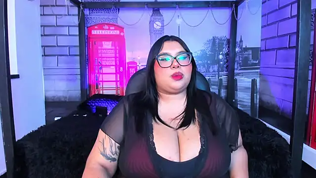 Snapshot of tifanny_bigboobs11 chatting on May 2026 04:04:02 PM tifanny bigboobs11 online show from May 2026 04:04:02 PM