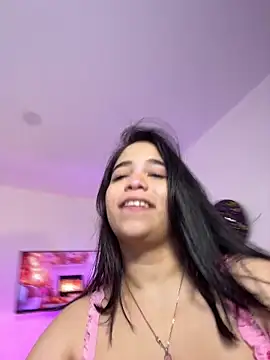 tati reyess online show from October 2025 01:23:01 PM