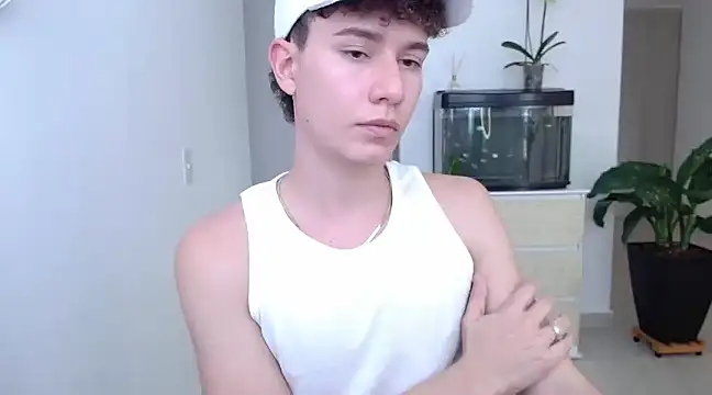 adrian morelly online show from December 2024 07:04:02 PM