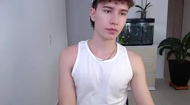 adrian morelly online show from December 2024 10:09:02 PM