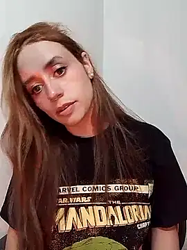 Natalia Suarez online show from March 2026 02:50:01 AM