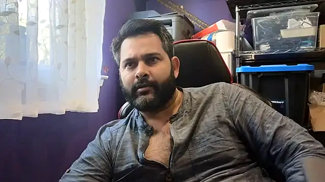 Sakhtlaundaz online show from November 2025 06:07:02 PM