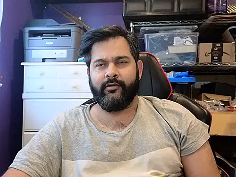 Sakhtlaundaz online show from December 2025 01:49:01 PM