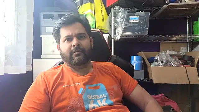 Snapshot of Sakhtlaundaz chatting on June 2026 12:58:02 PM Sakhtlaundaz online show from June 2026 12:58:02 PM