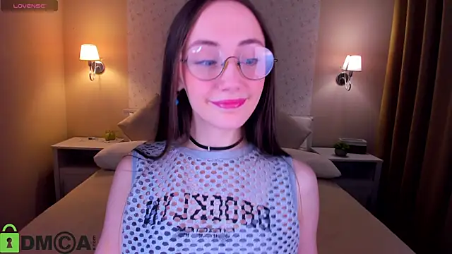 Snapshot of Lexi_Split chatting on May 2026 01:56:01 AM Lexi Split online show from May 2026 01:56:01 AM
