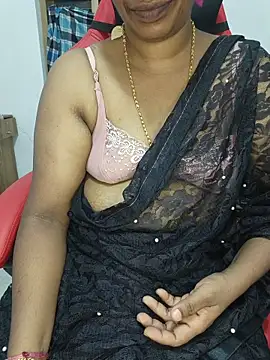 Snapshot of Malluivaniya chatting on December 2025 06:48:01 PM Malluivaniya online show from December 2025 06:48:01 PM