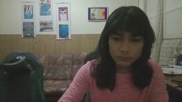 calliemaggotbone online show from November 2025 06:18:02 PM