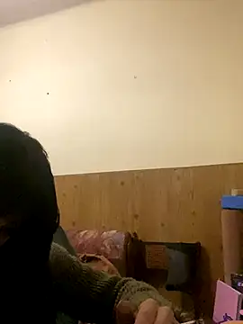 calliemaggotbone online show from January 2026 06:33:01 PM