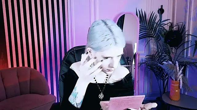 Snapshot of Noah_ElmerX chatting on February 2026 02:33:01 PM Noah ElmerX online show from February 2026 02:33:01 PM