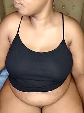 Snapshot of makaviwe chatting on February 2025 05:15:02 PM makaviwe online show from February 2025 05:15:02 PM