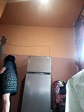 Lovely Lori online show from October 2025 07:14:01 AM