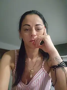 Snapshot of bruneta_sexy23 chatting on June 2026 03:35:01 AM bruneta sexy23 online show from June 2026 03:35:01 AM