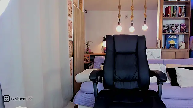 ivyloveu11 online show from February 2026 03:51:02 AM