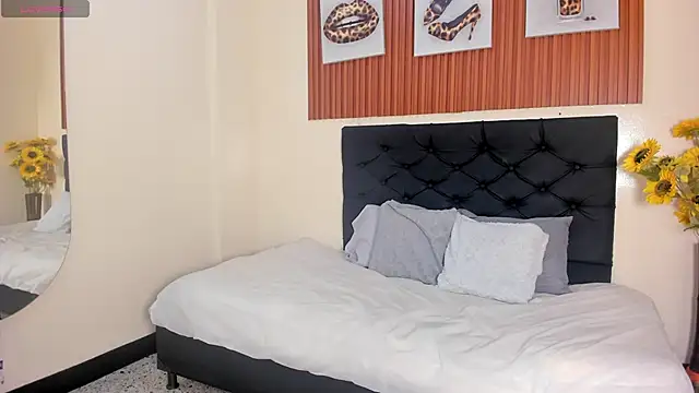 Cristale69 online show from April 2026 07:14:01 PM