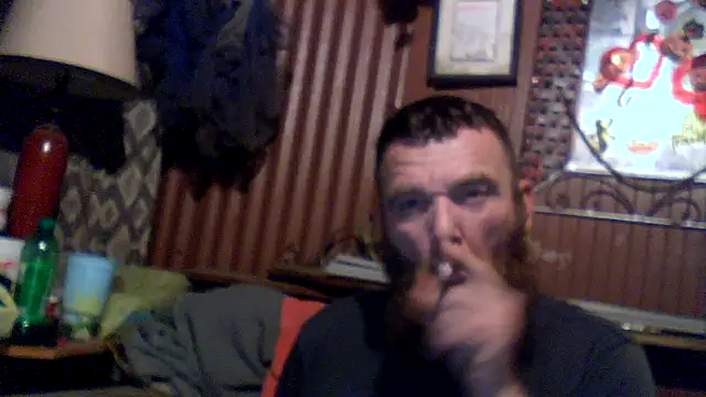 Snapshot of xXFeelsGoodXx chatting on October 2025 12:19:01 AM xXFeelsGoodXx online show from October 2025 12:19:01 AM