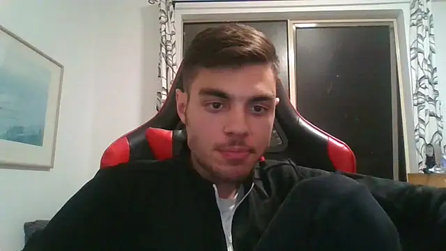 Snapshot of Omarnede chatting on September 2025 12:10:01 PM Omarnede online show from September 2025 12:10:01 PM