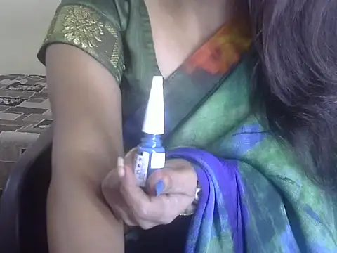 Lusty Wife1 online show from November 2025 04:40:01 PM