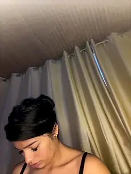 AgathaGeorgiou online show from November 2025 10:42:01 PM