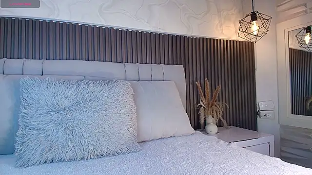 SHANONCLARK online show from March 2026 06:13:01 PM