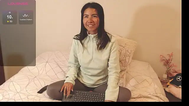 alice middlee online show from November 2025 03:55:01 PM