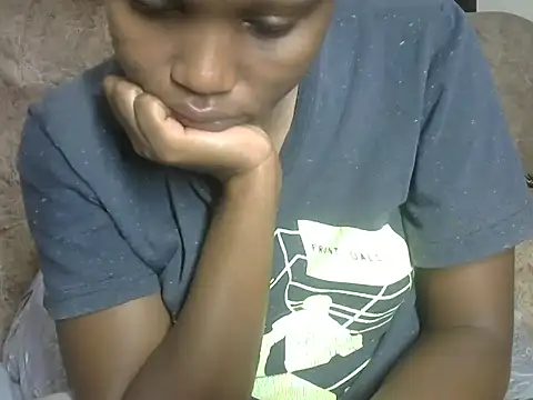 AurelAda online show from September 2025 11:28:02 PM