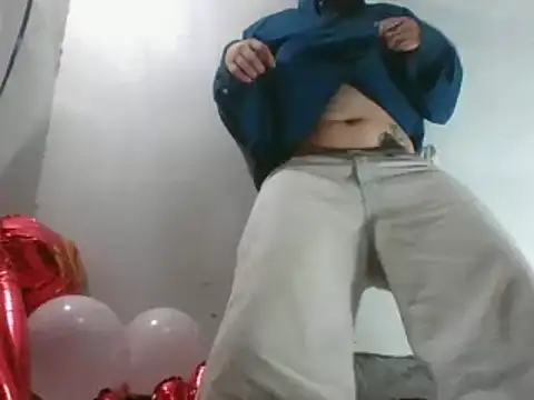 Snapshot of EdenJupiter chatting on December 2024 07:39:01 AM EdenJupiter online show from December 2024 07:39:01 AM