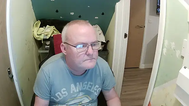 FriendlyDave online show from February 2025 07:40:02 PM