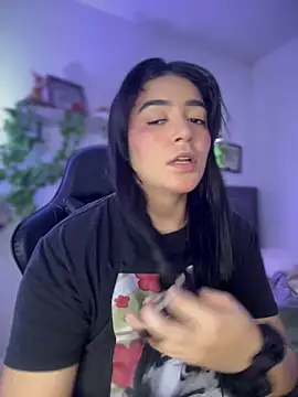 Lia flowers online show from September 2025 12:11:01 AM