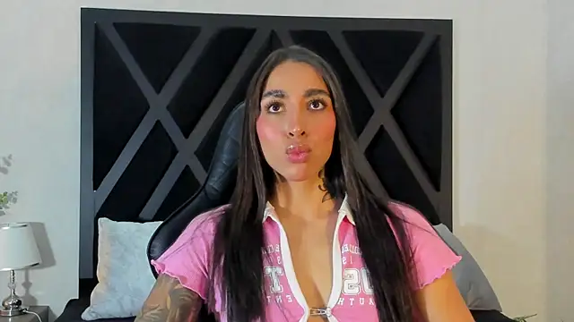KAYLA BATISTA online show from July 2026 12:01:01 AM