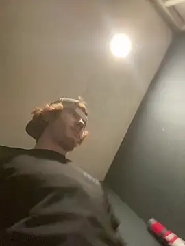 Snapshot of hottestcouplevaa chatting on January 2025 05:45:02 PM hottestcouplevaa online show from January 2025 05:45:02 PM