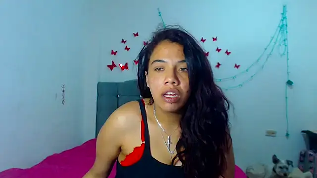 AmaraRoberts420 online show from January 2025 03:46:02 PM