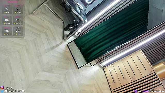 DiamondJo  online show from October 2025 10:31:01 PM