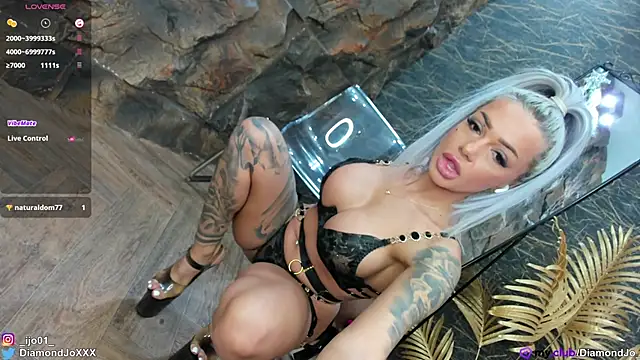 DiamondJo  online show from April 2026 01:49:02 AM