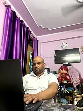 Dick 6inches online show from November 2025 03:24:01 PM