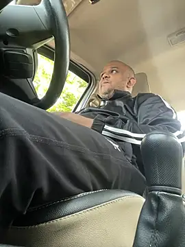 Dick 6inches online show from April 2026 01:19:01 AM